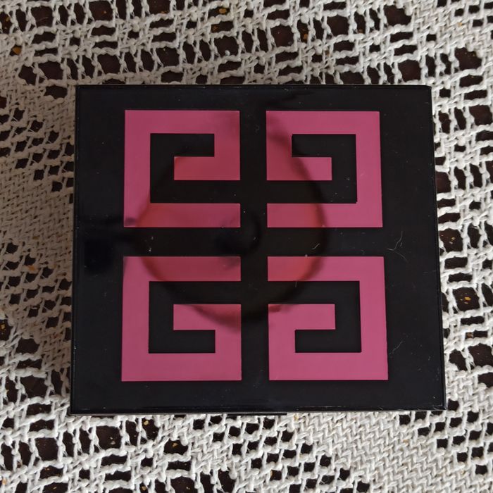 Paleta kosmetyczna Givenchy
