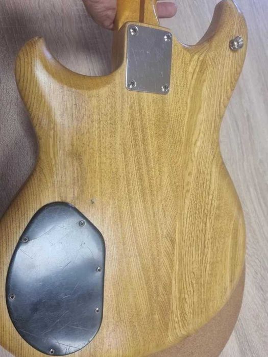 Gitara Ibanez Studio/Blazer SB70 z 1982 roku, japońska.