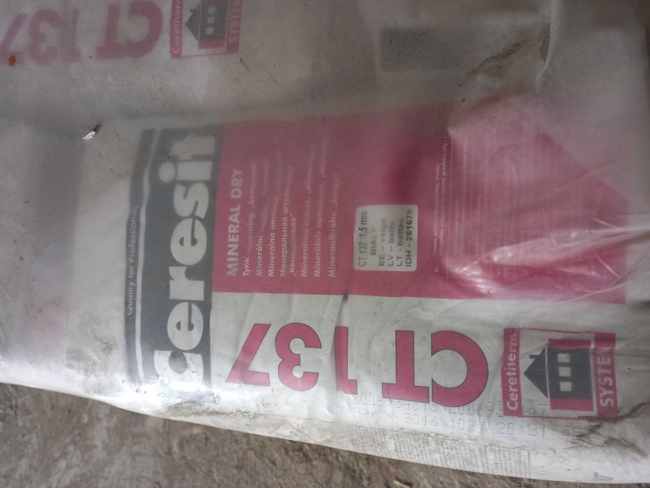 Tynk mineralny ct-137 biały po terminie