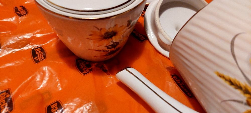 Louçeiro,chavenas,buls.6 peças