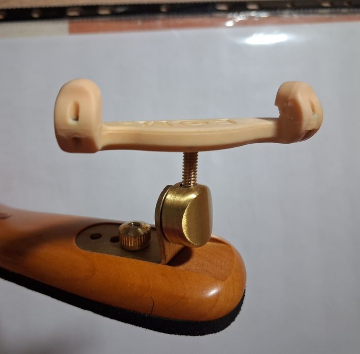 Żeberko(podpórka) FOM do skrzypiec 3/4-4/4 w bardzo dobrzym stanie