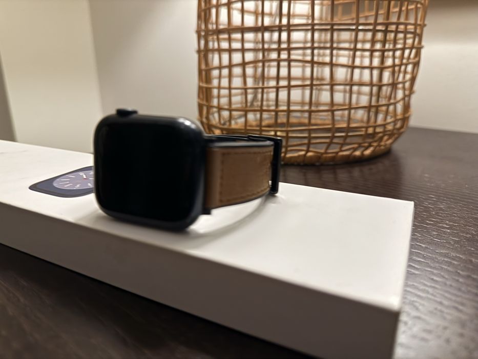 Apple Watch Series 8 GPS  com caixa
