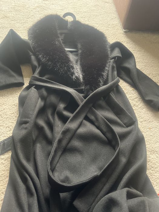 Sobretudo preto / 36