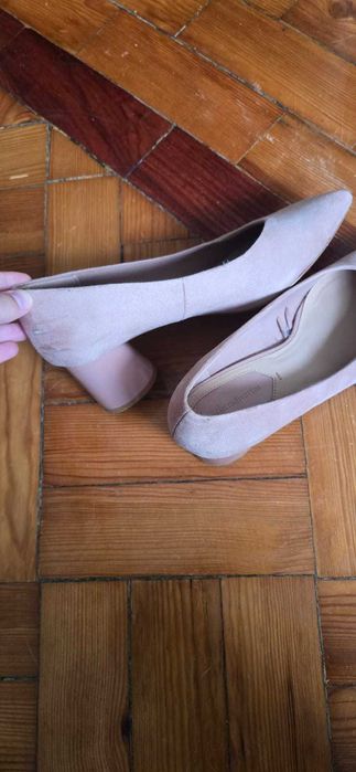 Salto alto rosa bebé