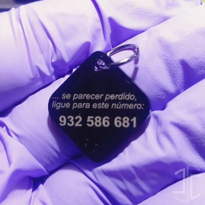 Medalha de identificação animal em forma losango - Acrílico Preto - 3mm