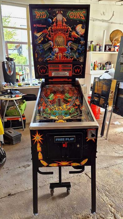 flipper ,fliper Playboy  i Big Guns - Stan bardzo dobry