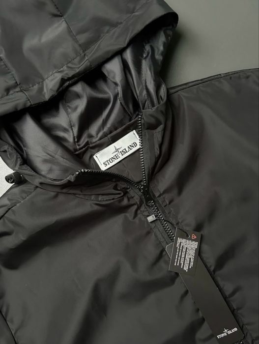 Stone Island GORE-TEX — чоловіча вітровка куртка
