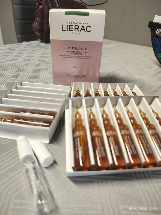 Lierac phytolastil corretor estrias