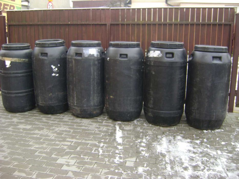 Sprzedam BECZKI-plastikowe na pomosty-200l -90zl -dostawa kurierem