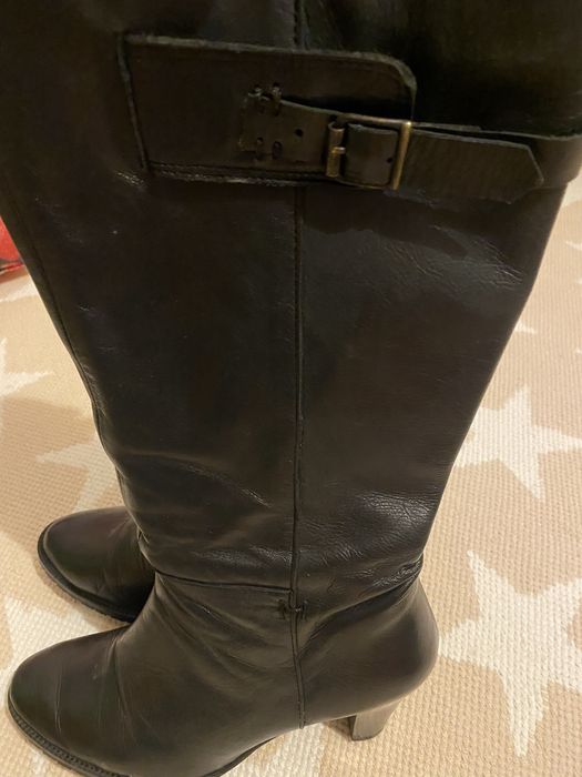 Botas pretas 39 praticamente novas