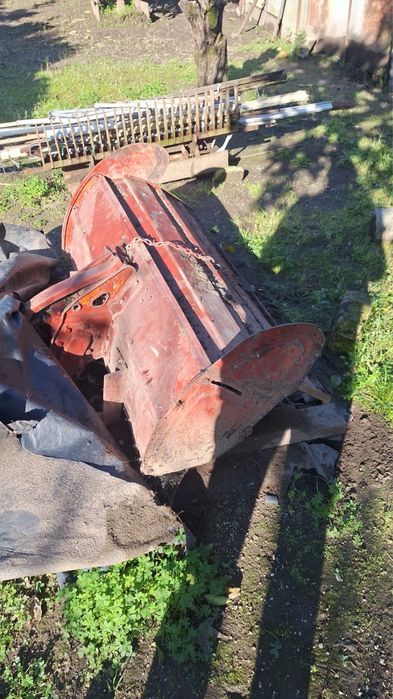 Trator Kubota L1501 com alfaias