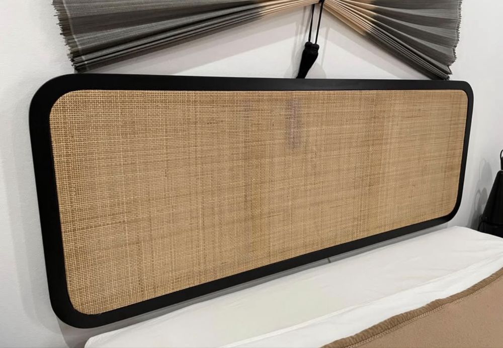 Cabeceira de cama em Ralik