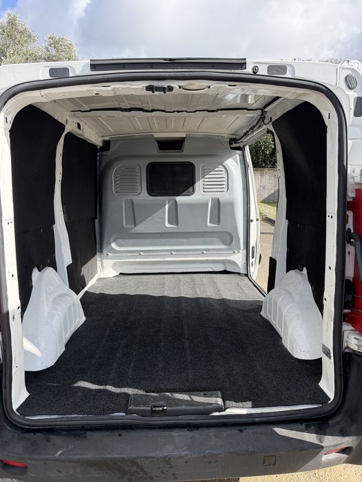 PEUGEOT EXPERT  3 LUGARES