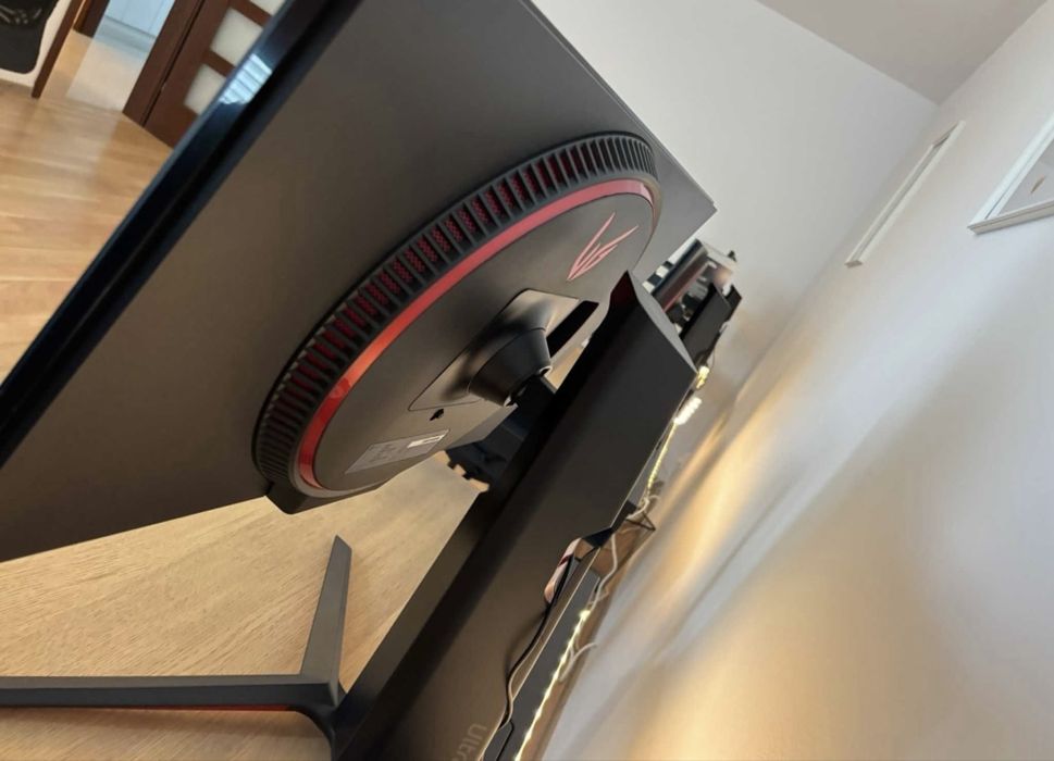 Monitor gamingowy  LG 27”