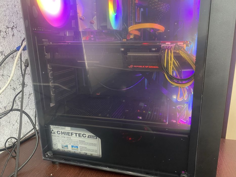 Ігровий ПК RGB | Vega 56|64 GB DDR3 | i7 рівень | Готовий до бою!