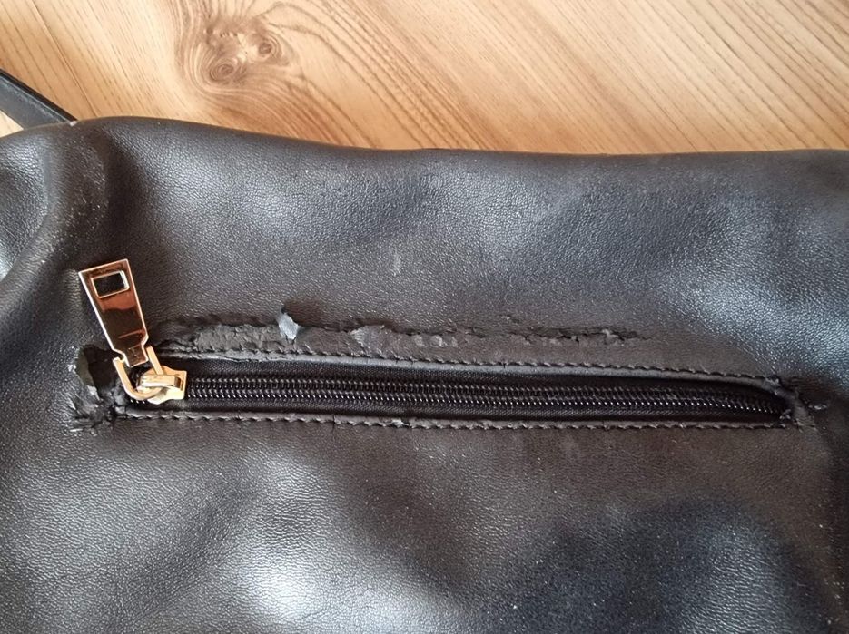 Damska torebka czarna