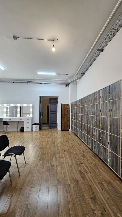 2 хв МАЙДАН Оренда Танцювальних Залiв. Хрещатик