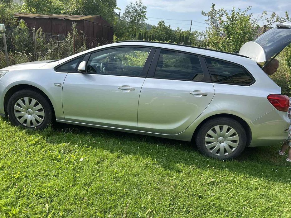 Opel Astra j 1,6