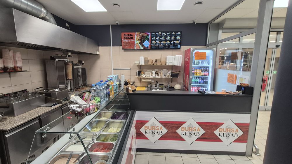 Odstąpię dochodowy lokal KEBAB z pełnym wyposażeniem | Top lokalizacja – Nowa Ruda Słupiec