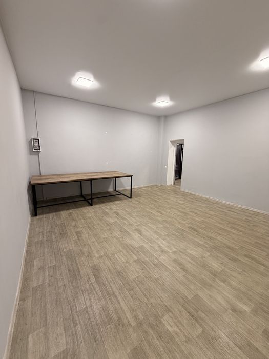 Оренда приміщення 42,7 м² в центрі міста, 1 поверх Воскресенська 16 – pohled 3