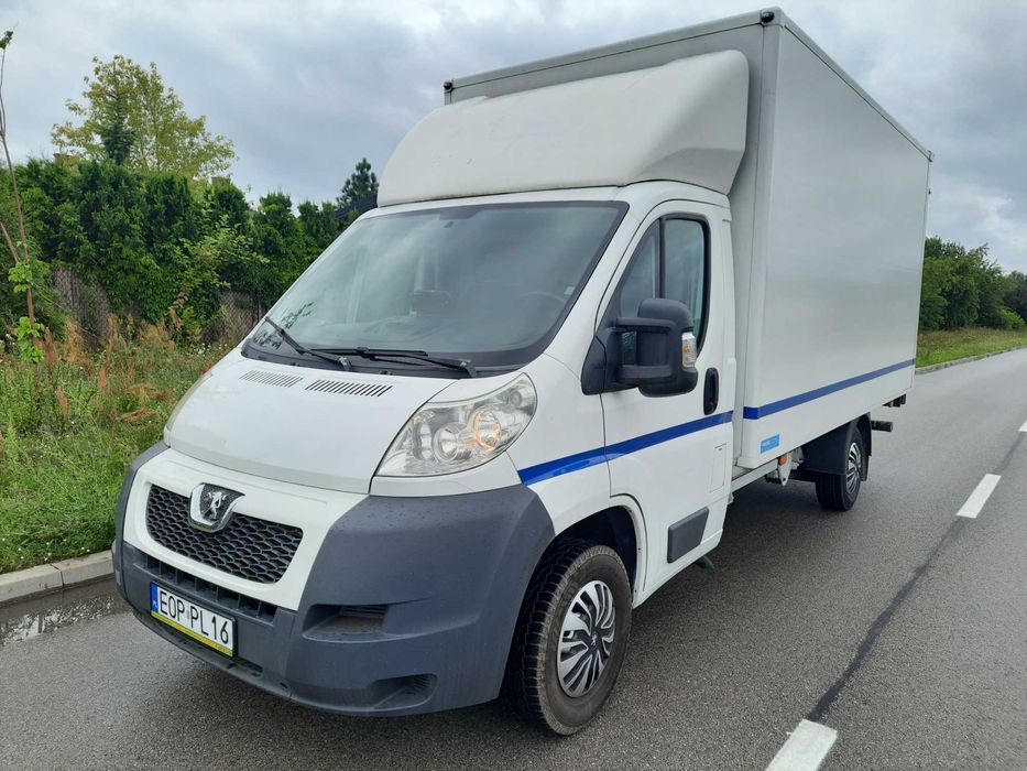 Wypożyczalnia Samochodów  WINDA Wynajem BUSÓW Auto Lawety