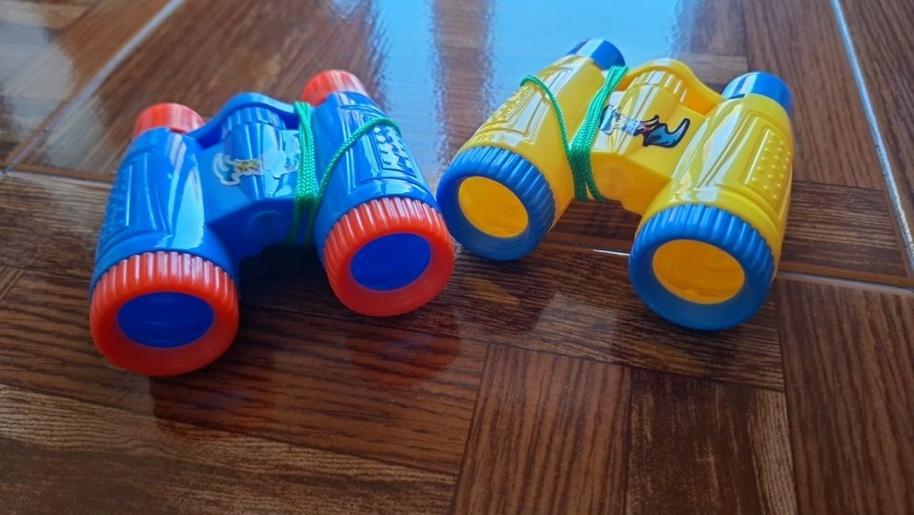 2 Binóculos de brincar