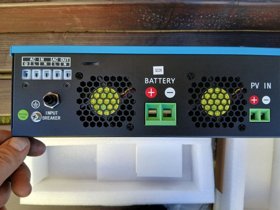 Falownik hybrydowy Easun 3.2 kW Nowy