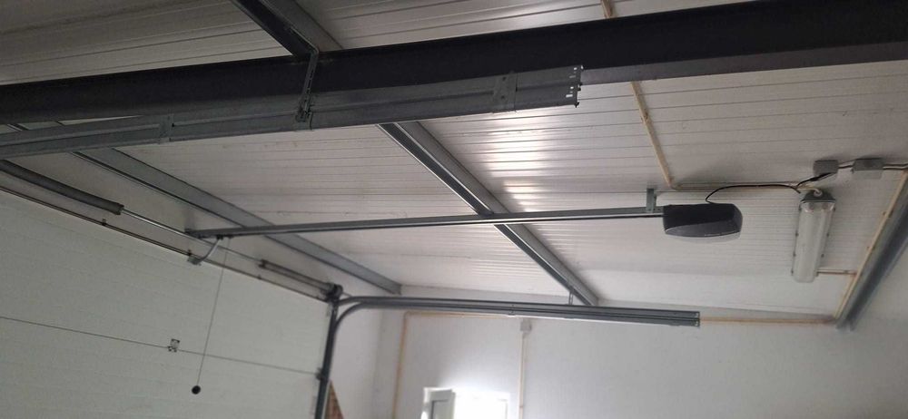 Portão de garagem automático com motor e comando 3.10m x 2.60m