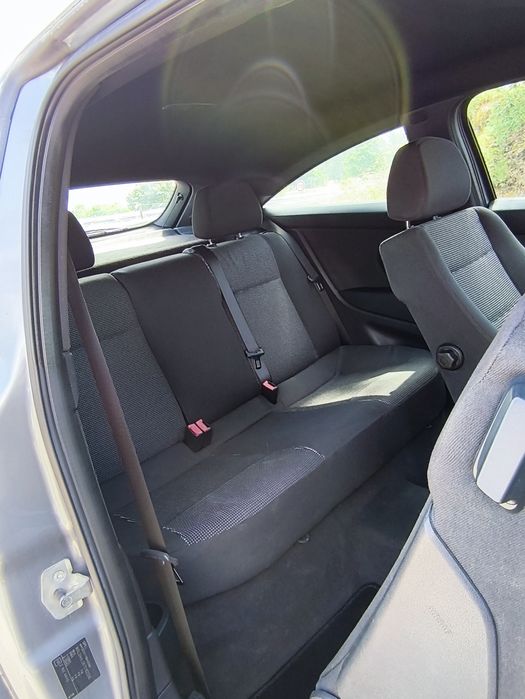 Opel Astra h  PINTURA NOVA