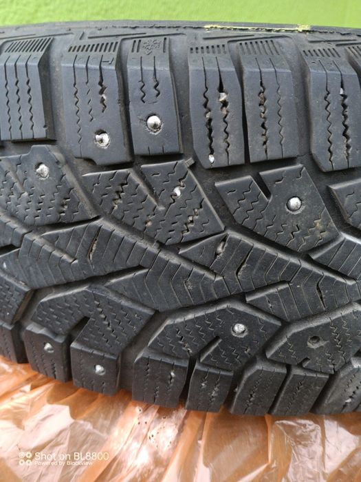 Комплект Bridgestone bizzak,kumho VRX.205 60,65 16