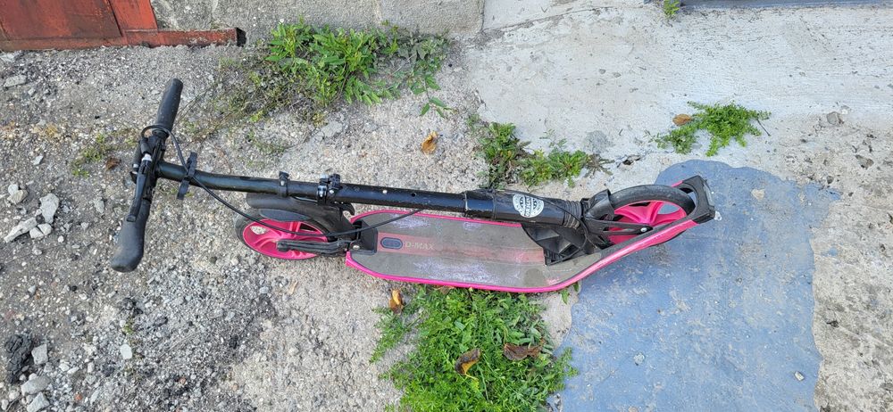 Двухколёсные самокаты 2 шт