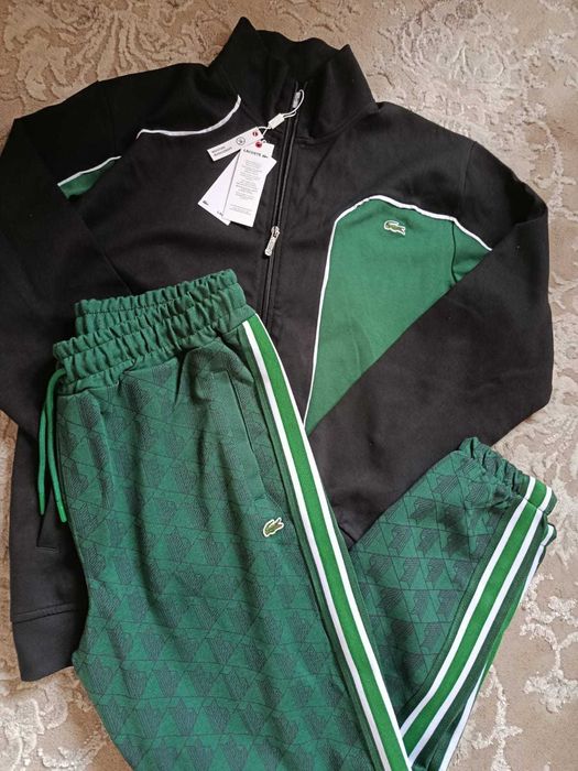 Komplet dresowy Lacoste - wygodny, sportowy Regular Fit XL