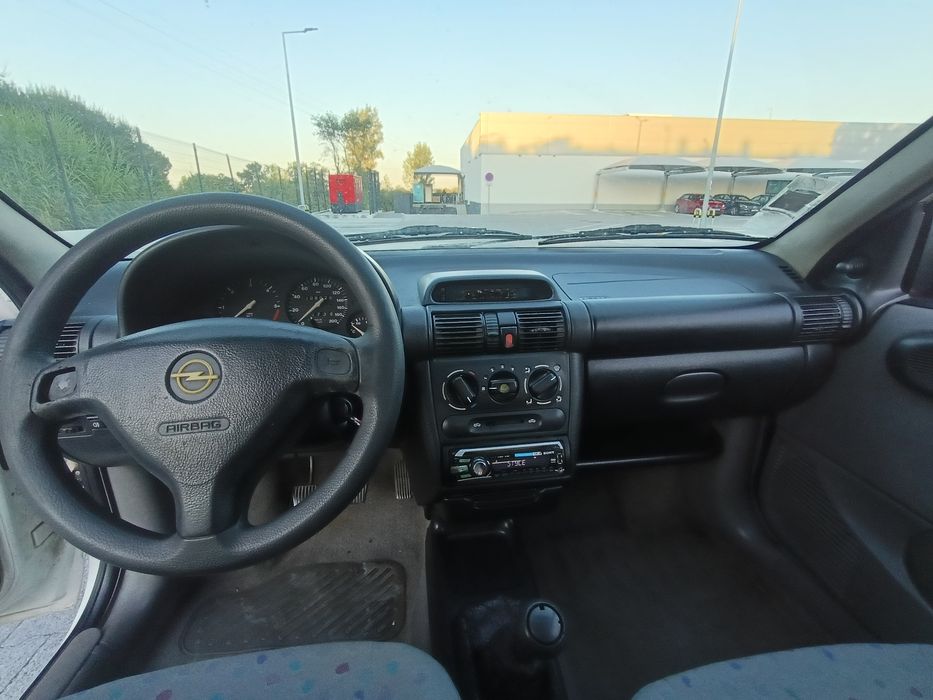 Opel corsa 1.5td 1999