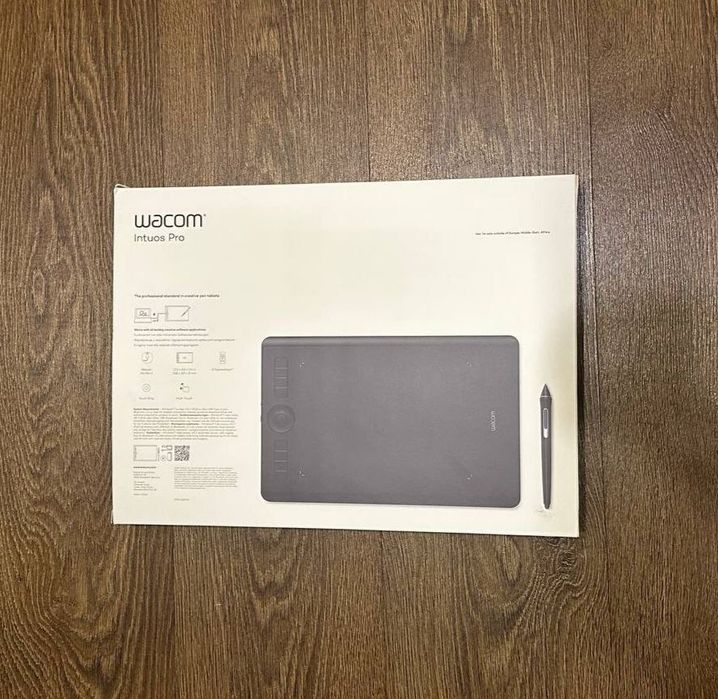 Графічний планшет Wacom Intuos Pro M (PTH-660-N)
