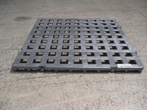 Estrado plástico p/ balneário 50x50x2,35 cn material resistente Novo