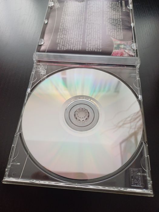 Cd Woodstock- em muito bom estado