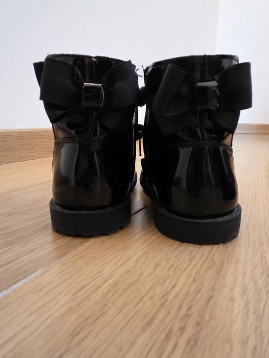 Botki lakierowane dla dziewczynki r.27