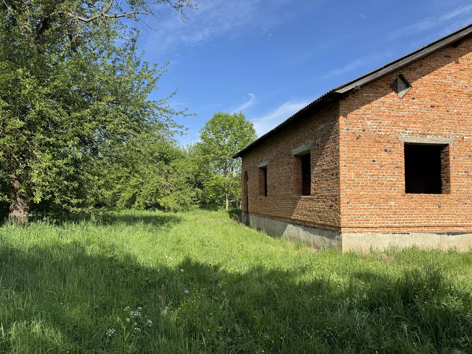 Продаж будинку с. Чернії діланка площею 15 сот