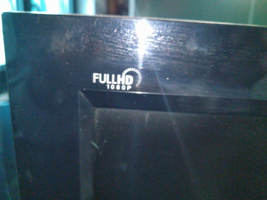 Televisão 37” Marca: LG Modelo: 37LF76