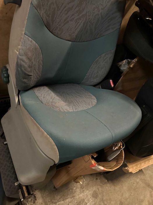 Land Rover Freelander 3 portas Bancos