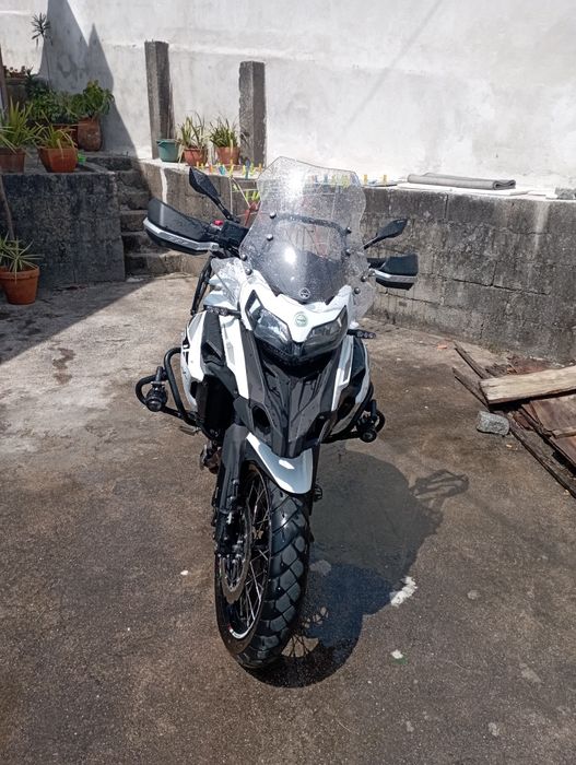 Benelli TRK502 ano 2022
