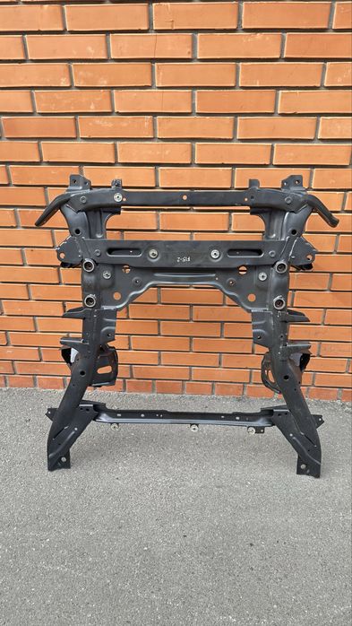 Передній підрамник BMW X5 F15 X-Drive
