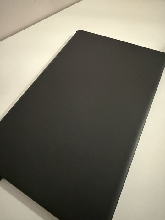 Laptop dell, w bardzo dobrym stanie