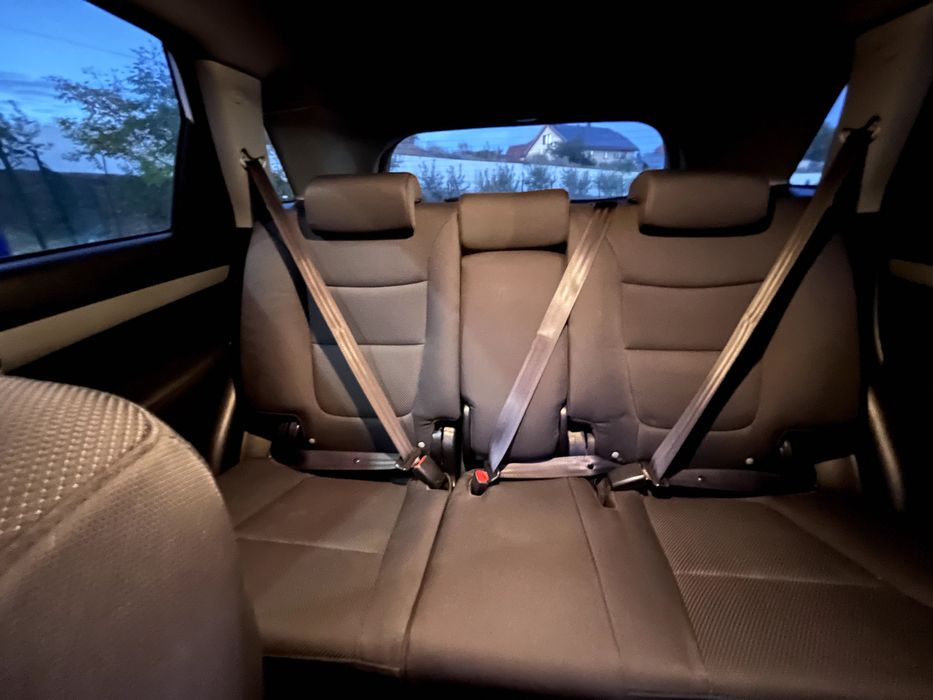 Продаж автомобіля Kia Sorento