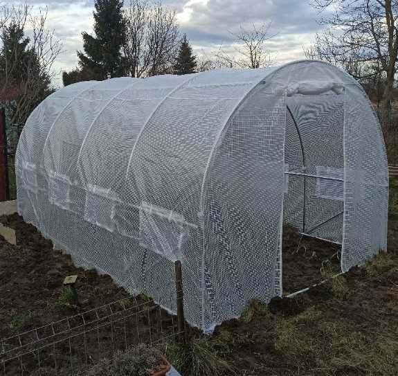 Tunel Foliowy Ogrodowy 2,5 x 4m (10m2) Biały + Akcesoria