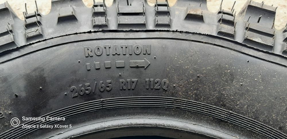 Opona bieżnikowana 265/65R17