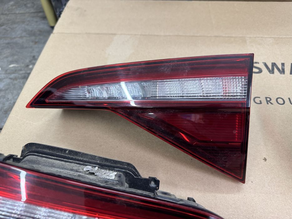 Задній ліхтар зовнішній внутрішній стоп Jetta 7 18-22 фонарь. USA