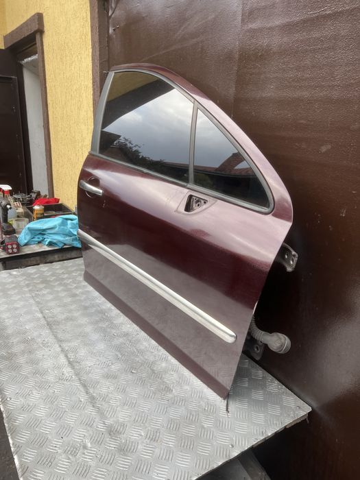 Дверь перед правая стекло пежо 407 peugeot 407