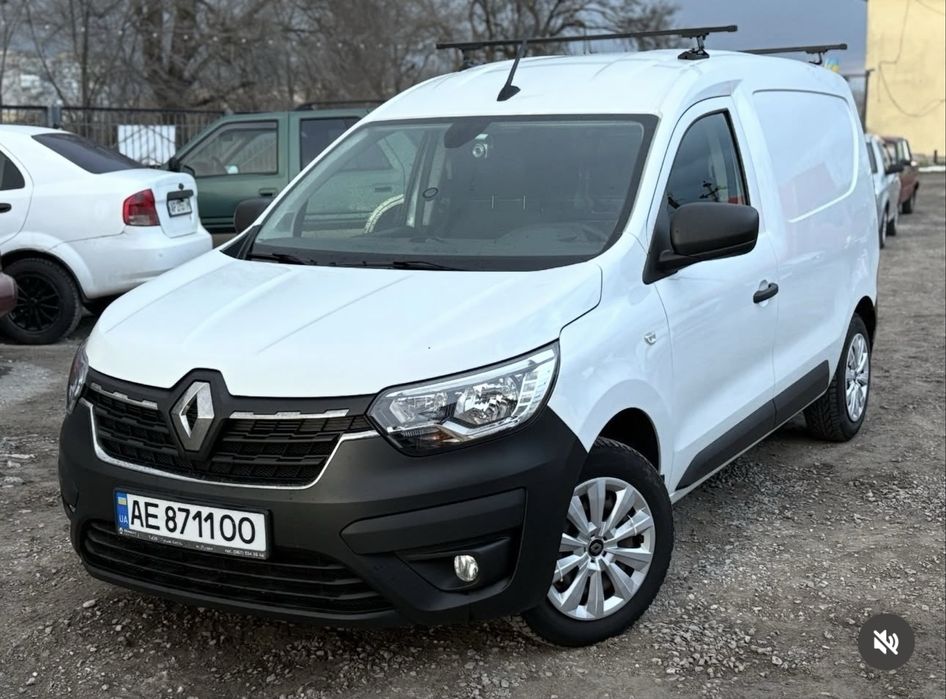 Авто Renault Express 2022