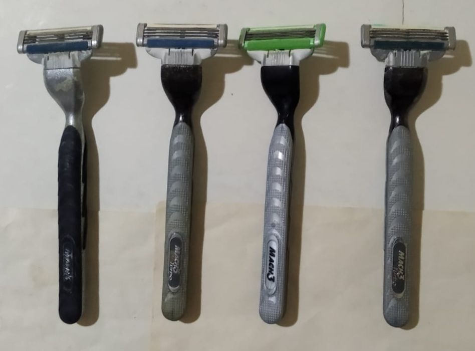 Продам недорого станок для бритья Gillette. Оригинал.